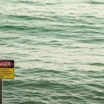 Allarme CANCRO in spiaggia | Fai il bagno qui e rischi la vita: è tra le più amate d’Italia e in Sicilia lo sanno bene