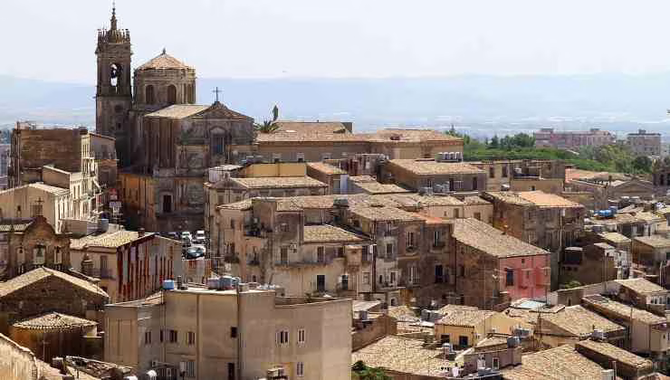 caltagirone (foto wikipedia) - teleone.it