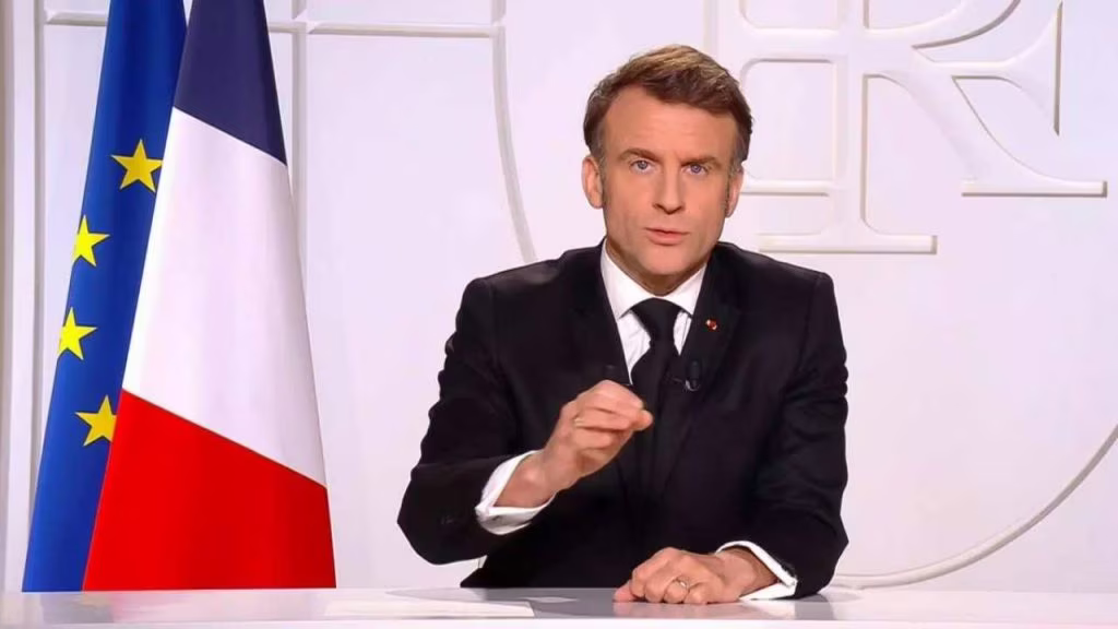 macron (foto italpress) teleone.it