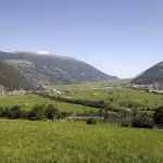 Tragedia in Alto Adige: in Val Venosta bambino di 10 anni precipita da parete rocciosa e muore