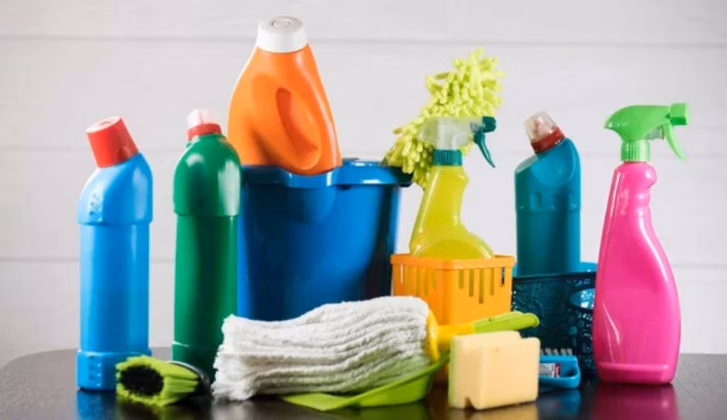Detersivo, troppo tardi per chi l’ha già usato | Se ha questo colore, prepara il testamento: hai le ore contate