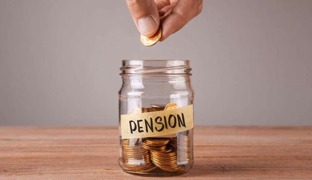 Pensioni, taglio improvviso fino a 200 euro da giugno per migliaia di italiani | Tutta colpa di questo Bonus