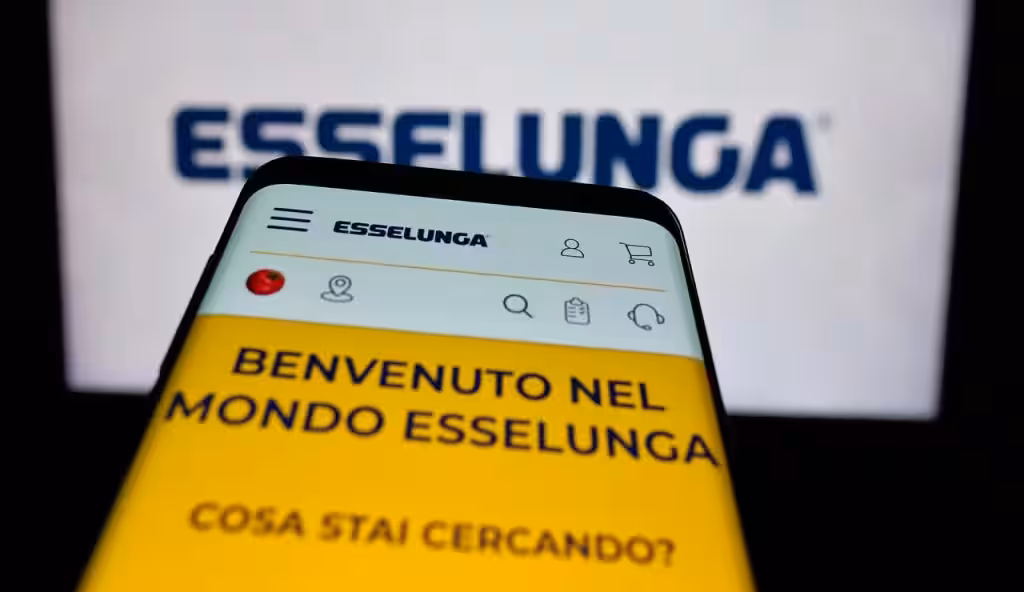 Sua maestà ESSELUNGA regala Gardaland: sito in tilt per accaparrarsi i biglietti gratis | Ci sono ancora ticket disponibili
