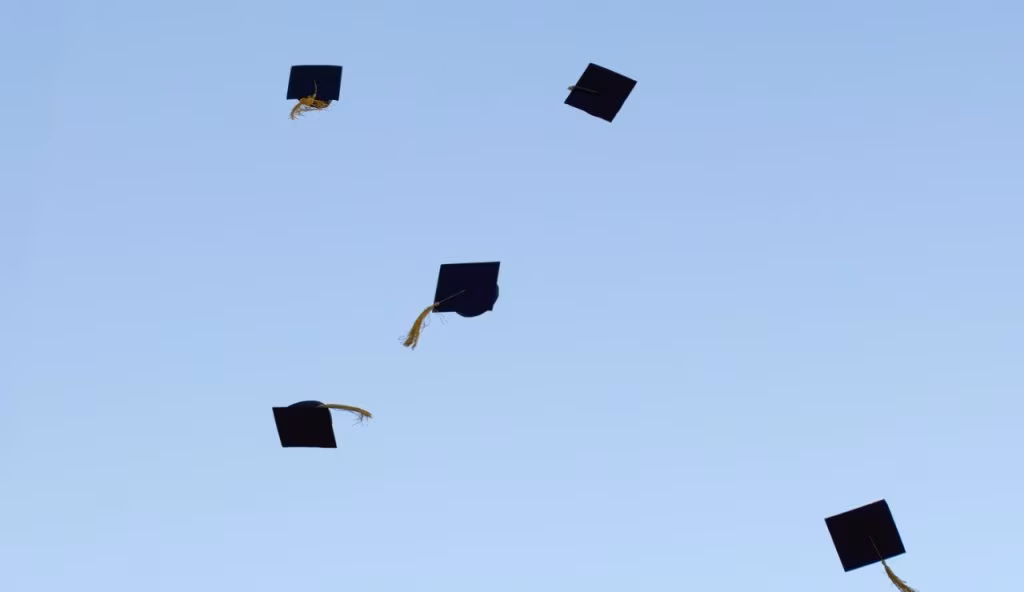 QUESTA LAUREA È CARTA STRACCIA: il Governo pronto a intervenire per salvare tutti quelli che si sono laureati
