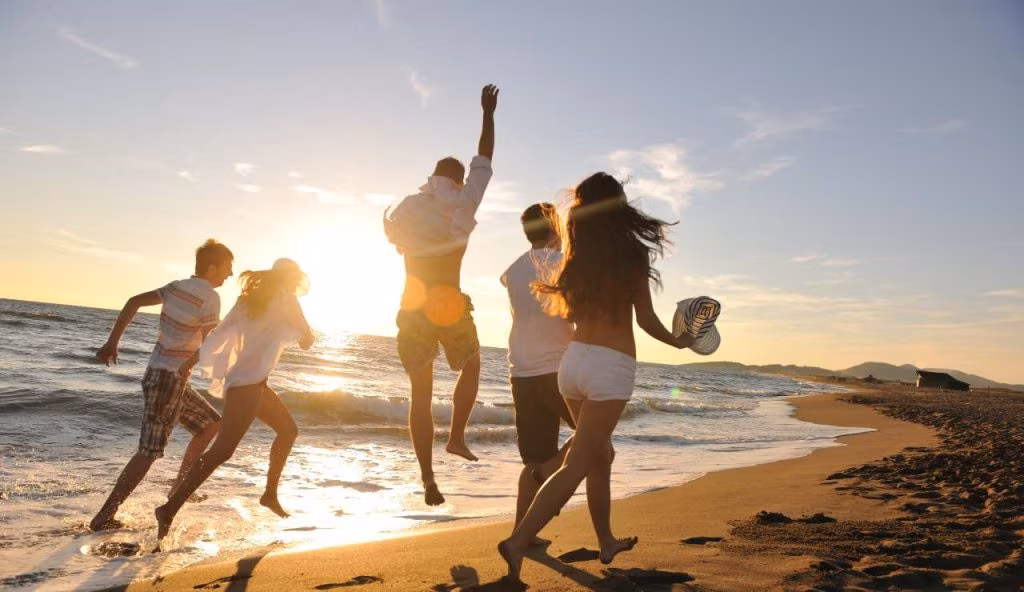 Messaggi di Ferragosto: le frasi perfette per amici, parenti e social