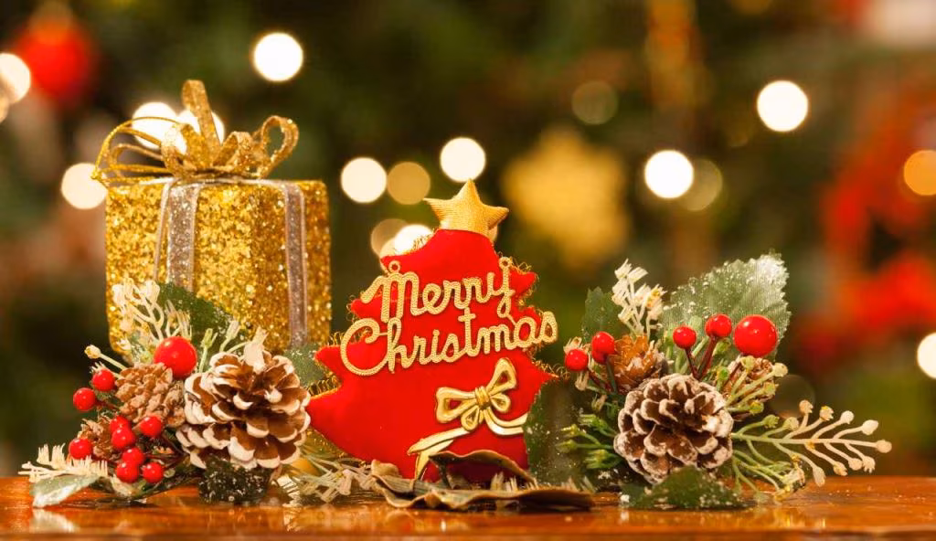 75 frasi per augurare un Buon Natale a conoscenti, amici e familiari