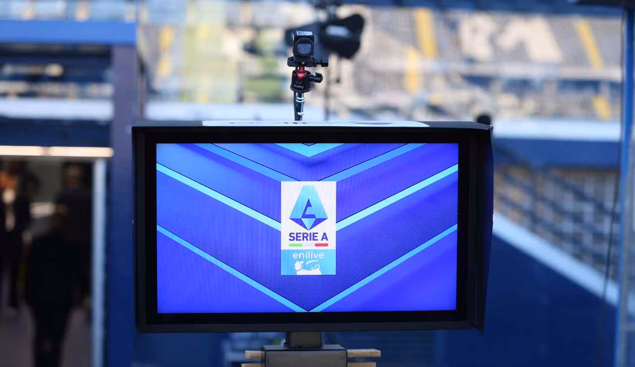 Illustrazione del VAR (LaPresse FOTO) - lagoleada.it