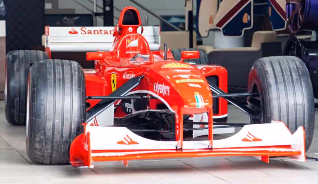 Illustrazione di una monoposto Ferrari (Canva FOTO) - lagoleada.it