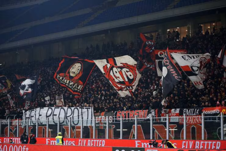 Milan tifosi fan