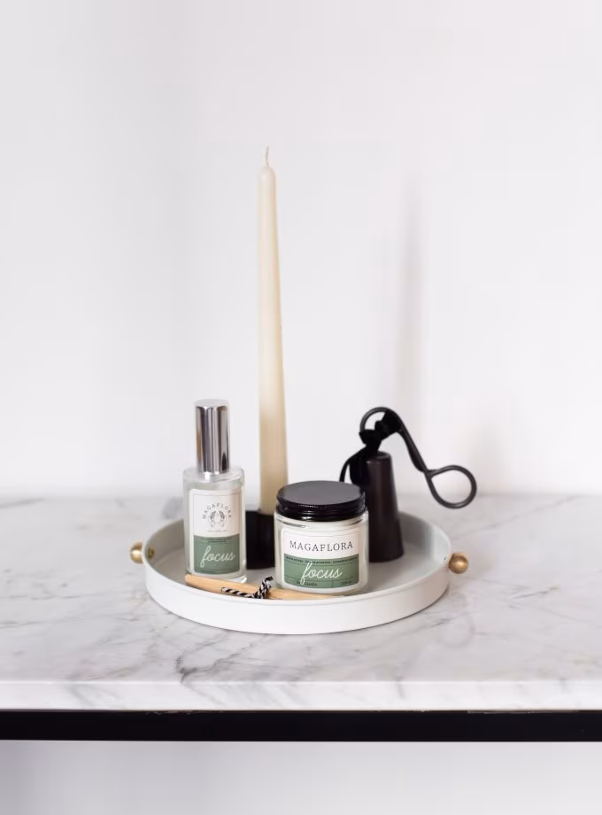 Pirinç Kulplu Tepsi