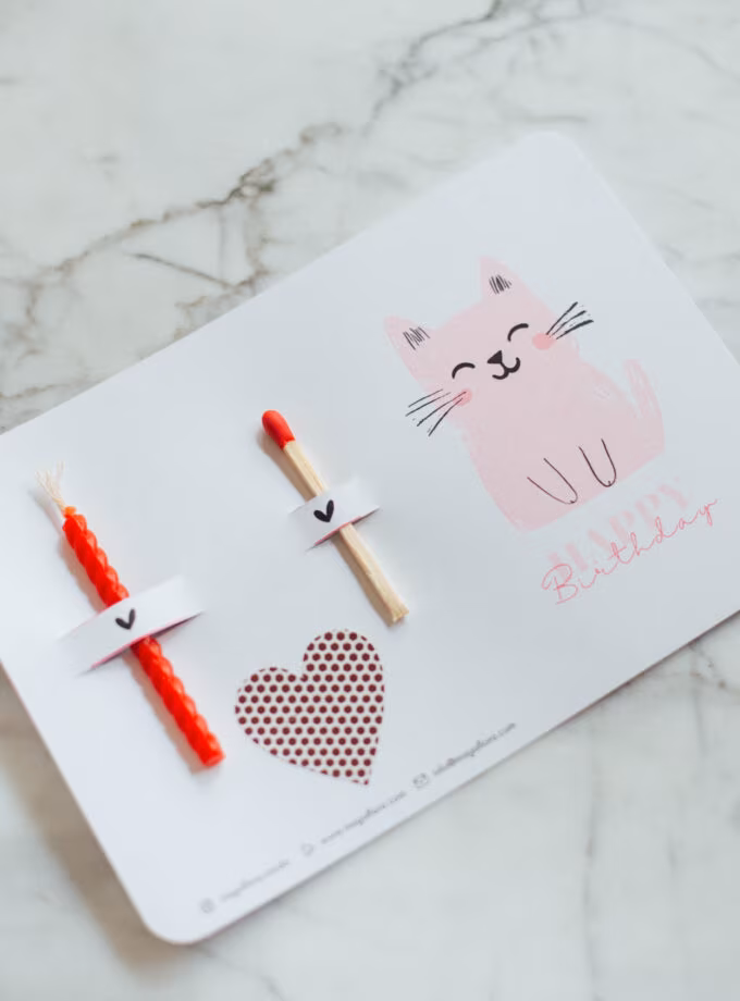 Pembe Kedili Mum Kartı