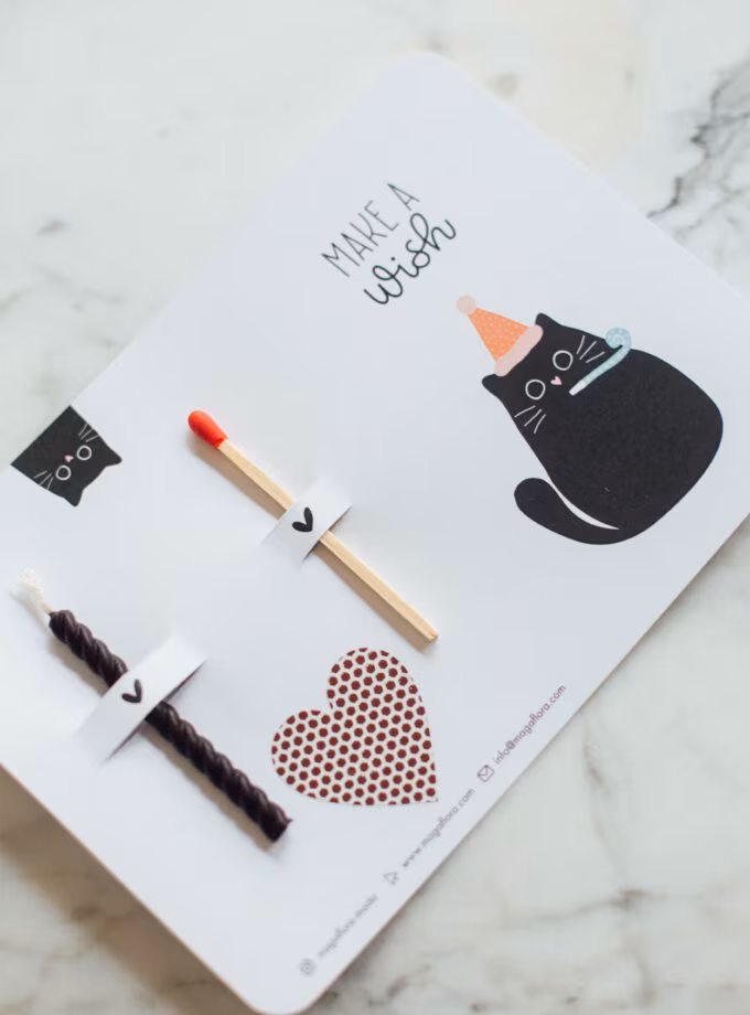 Siyah Kedili Mum Kartı