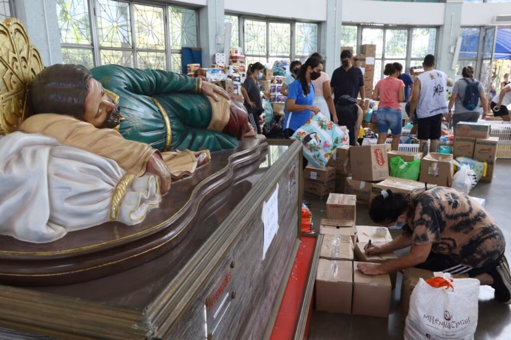 Fundo Social mobiliza rede de voluntários - Jornal O São Paulo