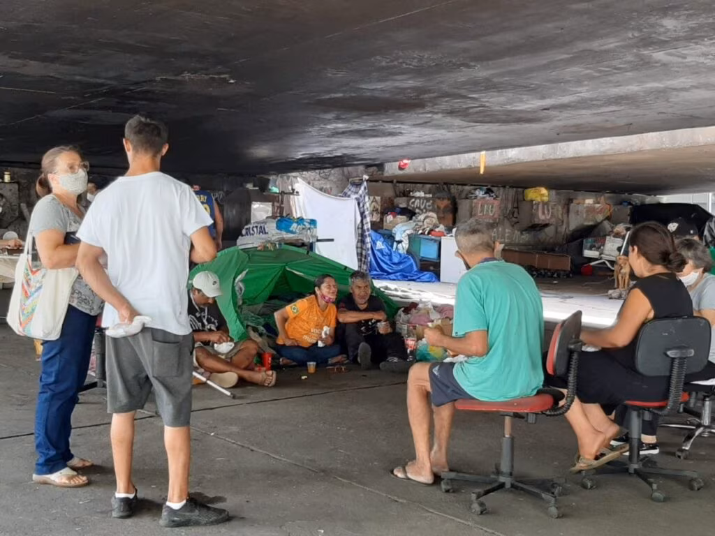 Ações em prol dos ‘irmãos da rua’ acontecem na zona Leste da cidade e na região central (Irmãs do Imaculado Coração de Maria) - Jornal O São Paulo