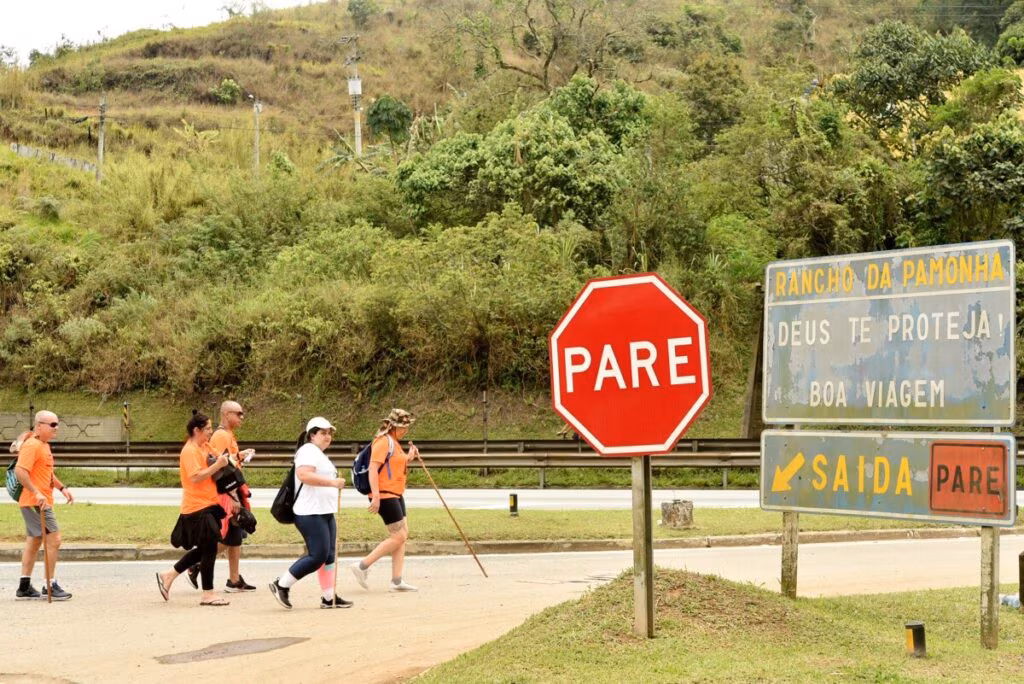 No caminho da fé, romeiros encontram ponto de apoio até a chegada a Aparecida - Jornal O São Paulo