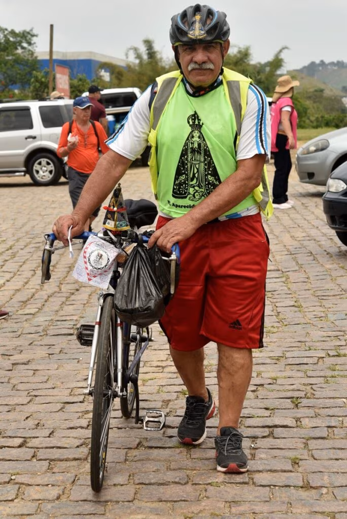 No caminho da fé, romeiros encontram ponto de apoio até a chegada a Aparecida - Jornal O São Paulo