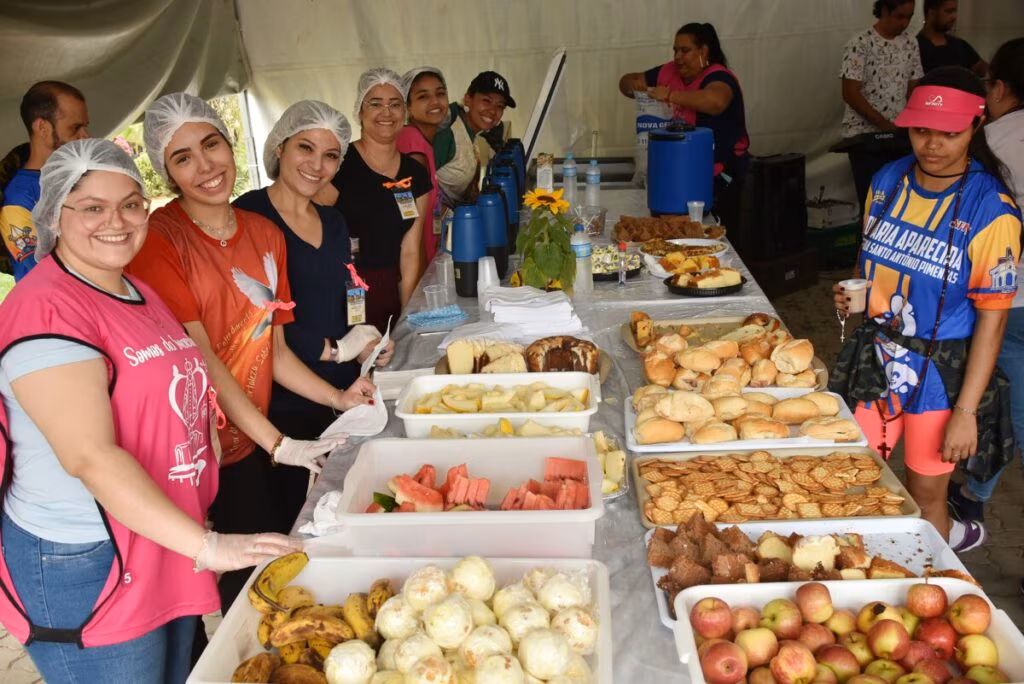 No caminho da fé, romeiros encontram ponto de apoio até a chegada a Aparecida - Jornal O São Paulo