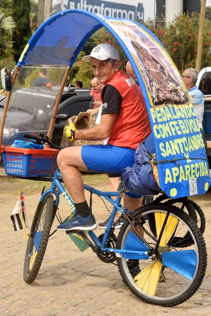 No caminho da fé, romeiros encontram ponto de apoio até a chegada a Aparecida - Jornal O São Paulo