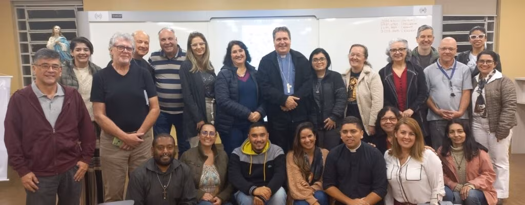 Celebração de Corpus Christi leva centenas de fiéis às ruas da Vila Moraes - Jornal O São Paulo