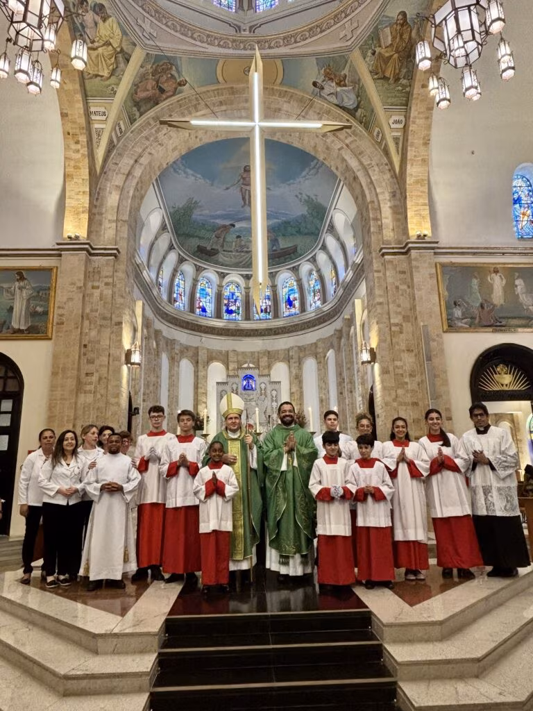 Dom Ângelo faz visita à Paróquia Nossa Senhora Aparecida, em Moema - Jornal O São Paulo