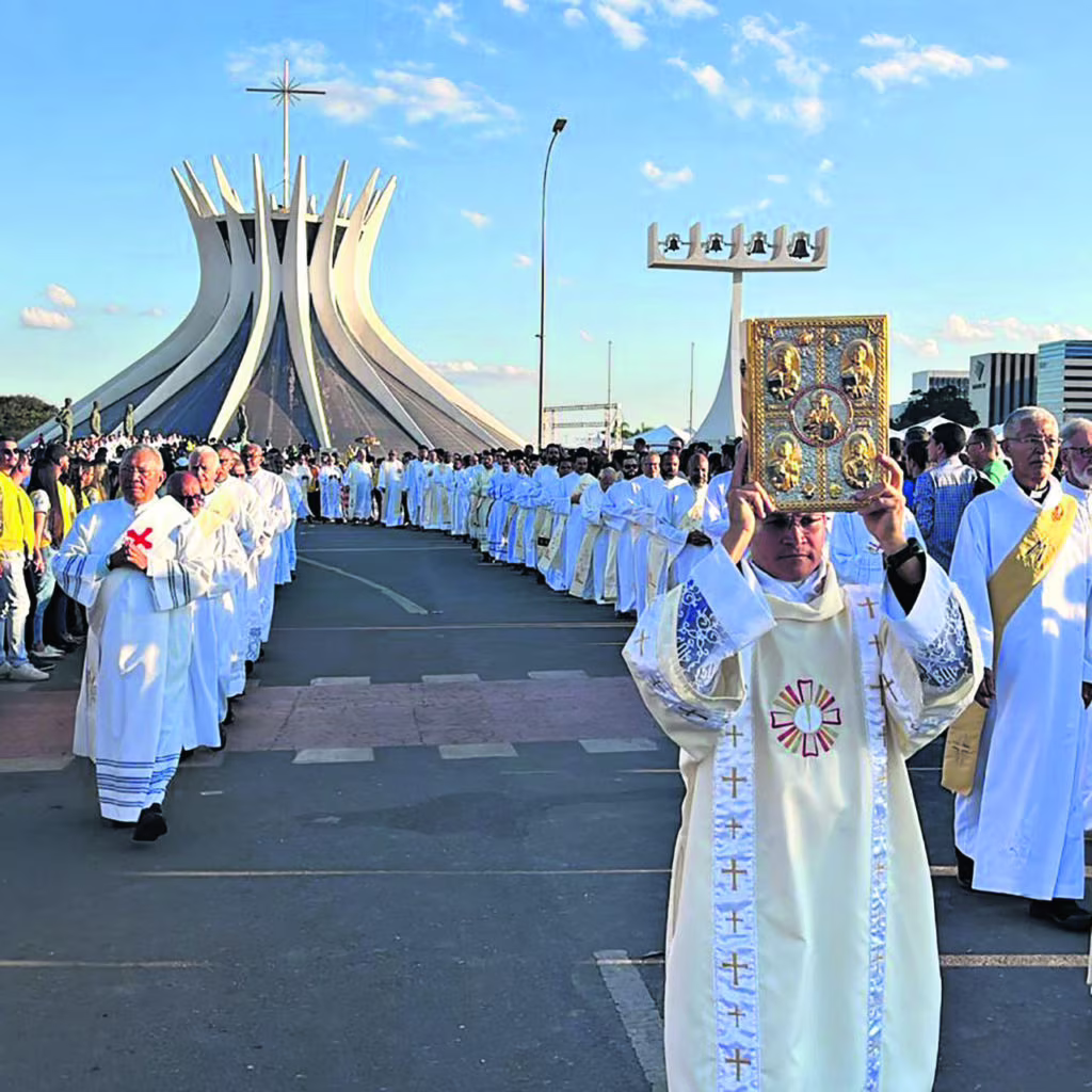 Em todo o Brasil, o testemunho público de amor a Jesus eucarístico - Jornal O São Paulo
