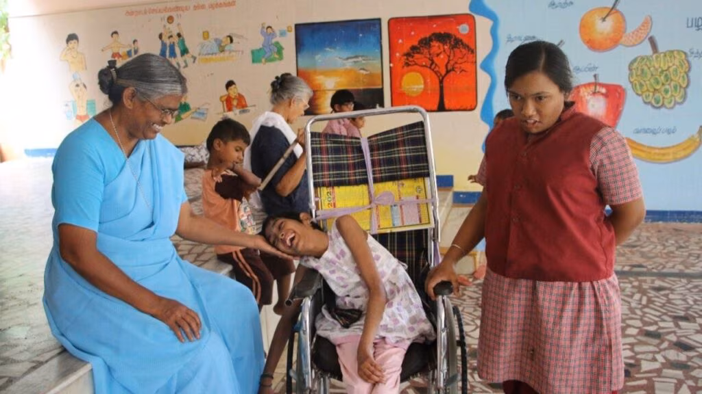 Irmãs da Caridade de Nazaré cuidam de crianças com deficiência na Índia - Jornal O São Paulo