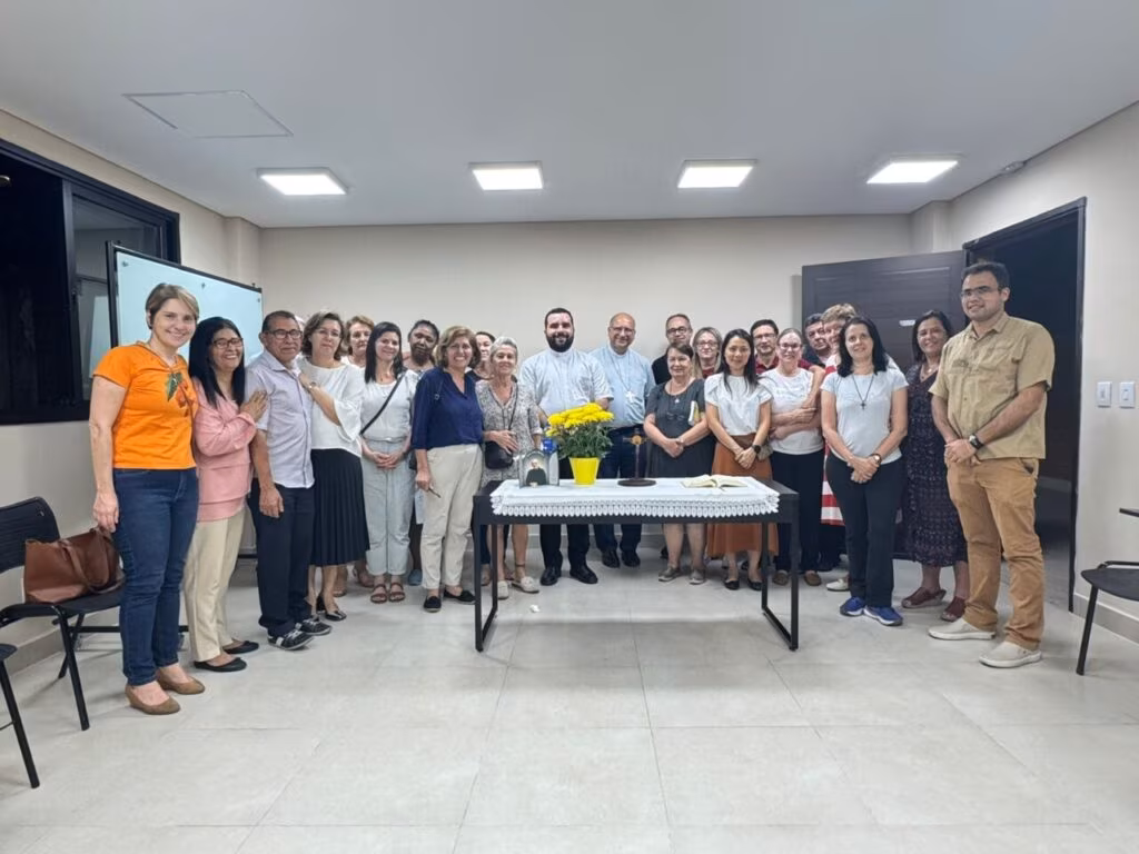 Dom Rogério realiza visita pastoral à Paróquia Santo Inácio de Loyola e São Paulo