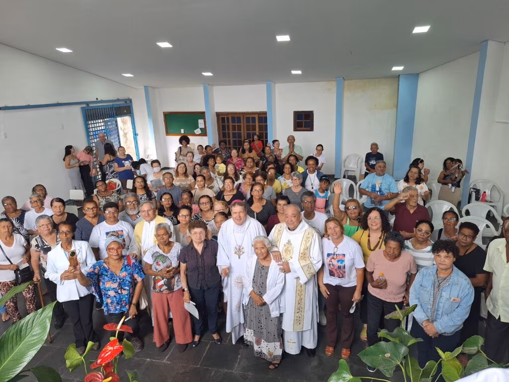 Dom Ângelo visita projeto de habitação apoiado pela Pastoral da Moradia - Jornal O São Paulo