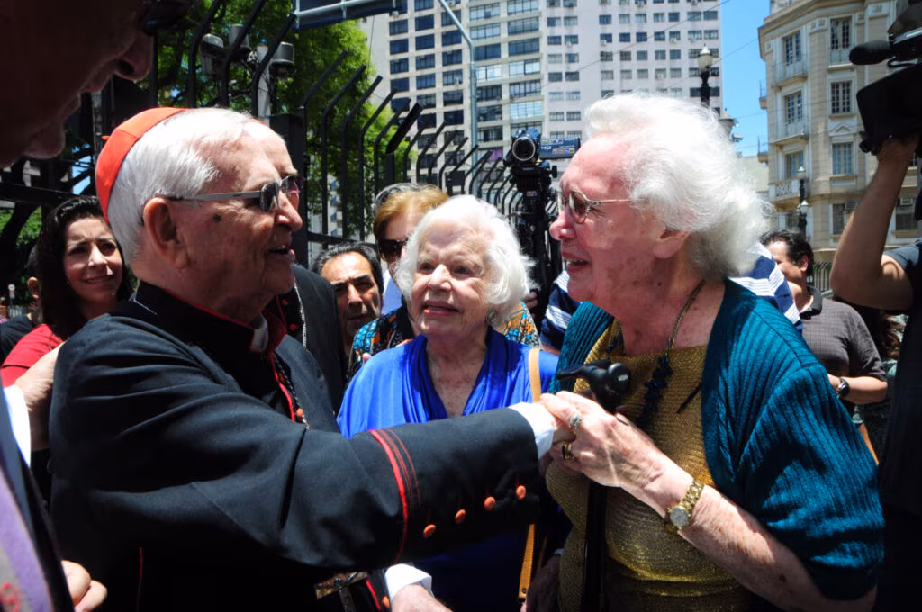 Morre, aos 90 anos, a biblista Ana Flora Anderson - Jornal O São Paulo