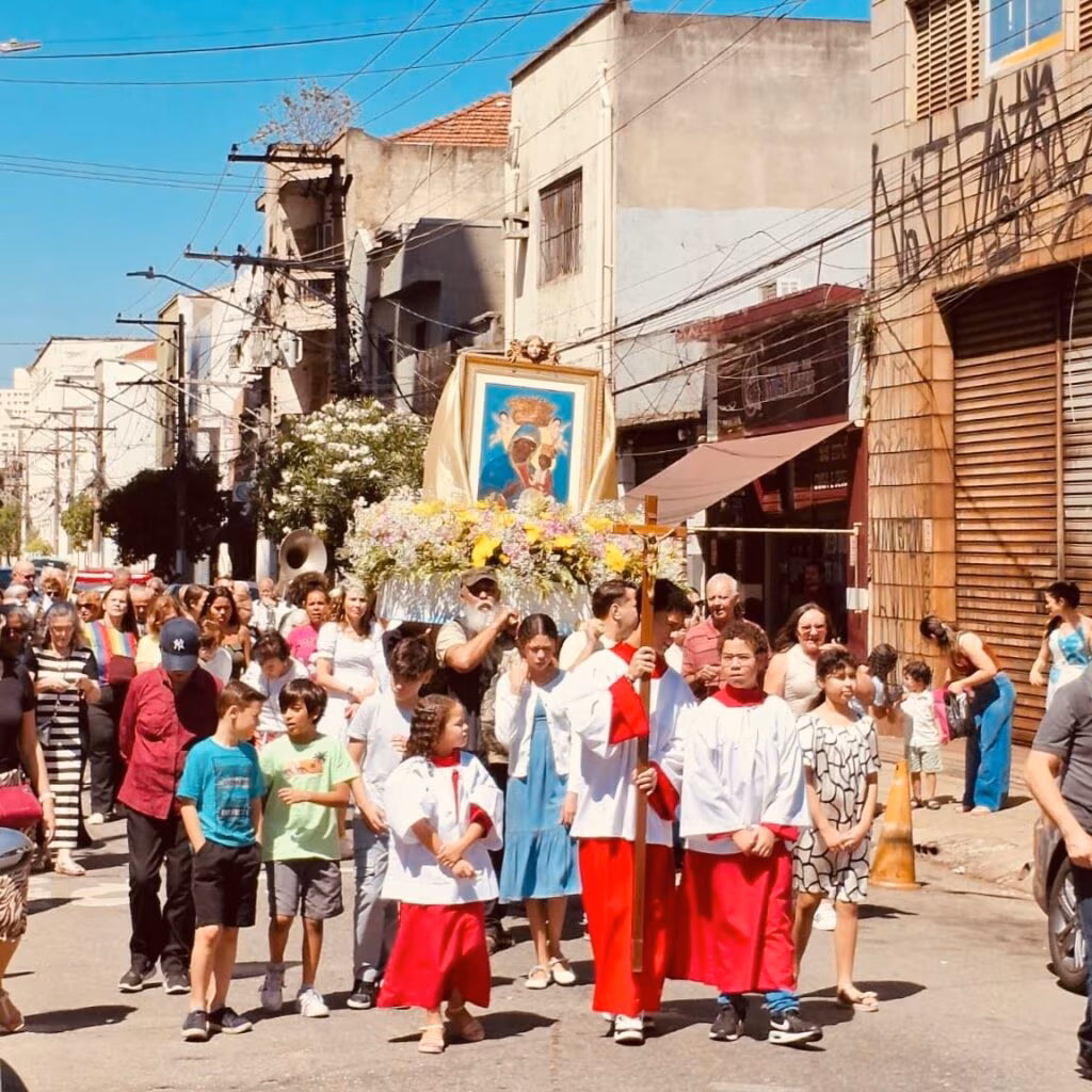 Fiéis comemoram os 55 anos da Paróquia Nossa Senhora de Casaluce - Jornal O São Paulo