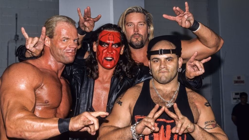 nWo Wolfpac foi uma das stables criadas com a separação