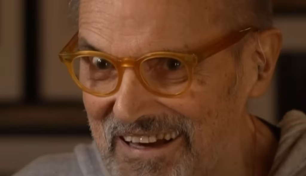 Oliviero Toscani in una recente intervista (La7 Attualità - youtube screenshot)