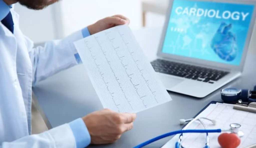 Visita dal cardiologo (Depositphotos)