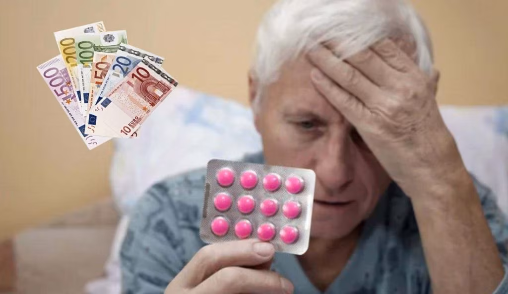 Anziano e medicinali (Depositphotos foto)