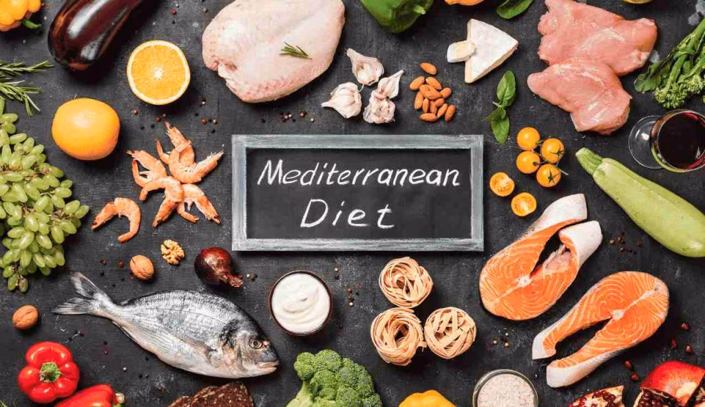 DIETA MEDITERRANEA: i nutrizionisti ti hanno sempre mentito | Altro che alimentazione sana: ti ammali sin da bambino