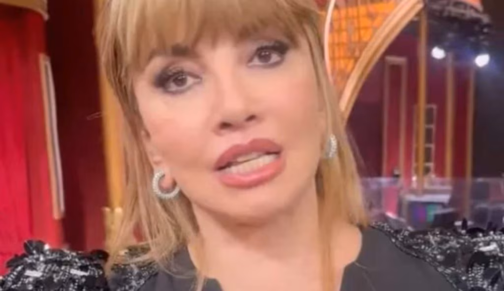 Milly Carlucci sconvolta (Italian Gossip - youtube screenshot) - www.biomedicalcue.it