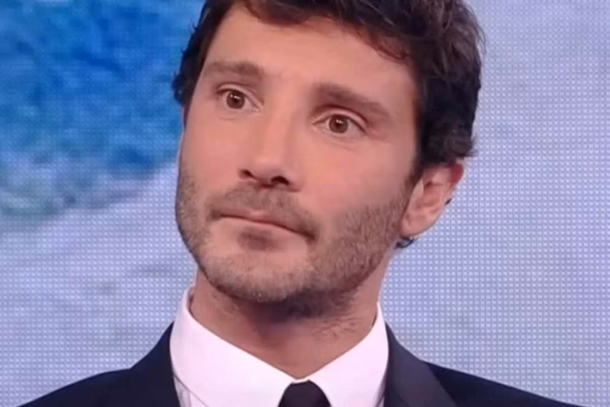 Stefano De Martino (Nove - youtube screenshot) - www.biomedicalcue.it