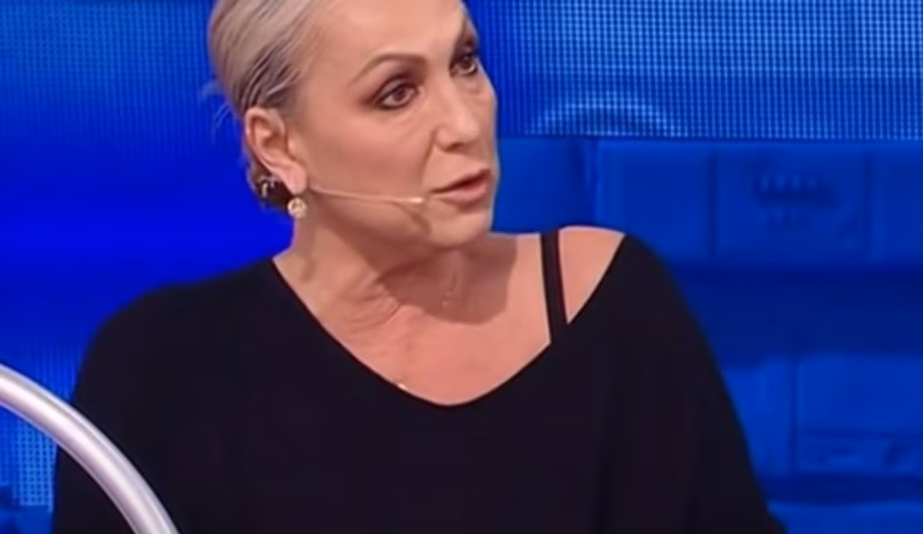 Alessandra Celentano (Amici di Maria De Filippi - youtube screenshot) - www.biomedicalcue.it