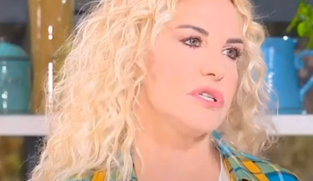 Antonella Clerici (Gossip e LettoQuotidiano - youtube foto) - www.biomedicalcue.it