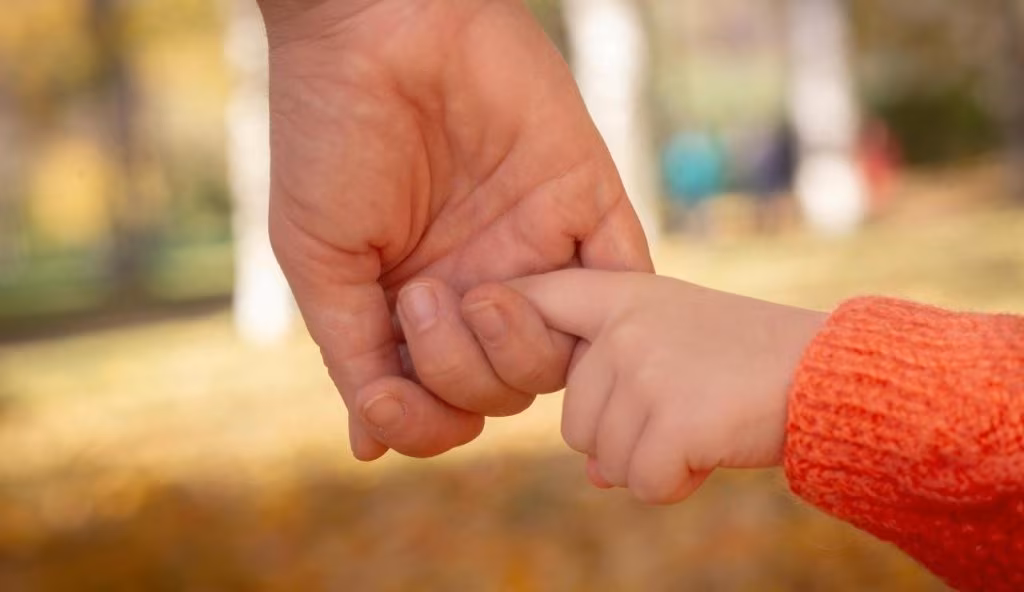 Bambino al parco