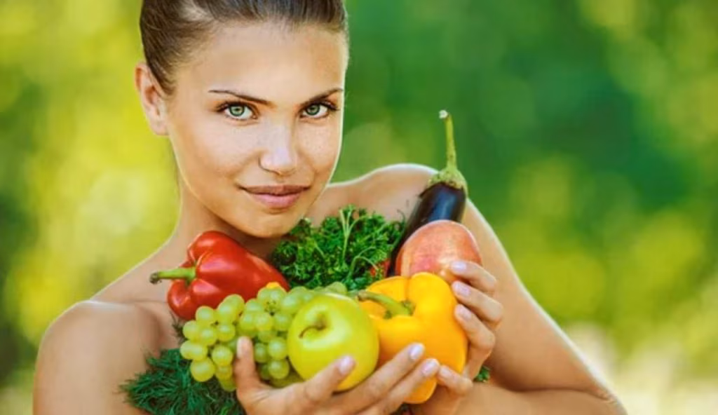 Donna con frutta (Depositphotos foto) - www.biomedicalcue.it