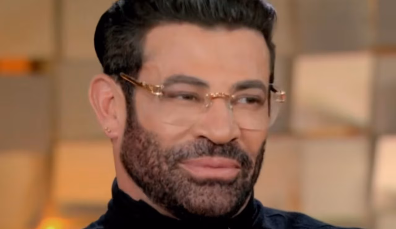 Gianni Sperti (Mediaset Infinity - youtube screenshot) - www.biomedicalcue.it