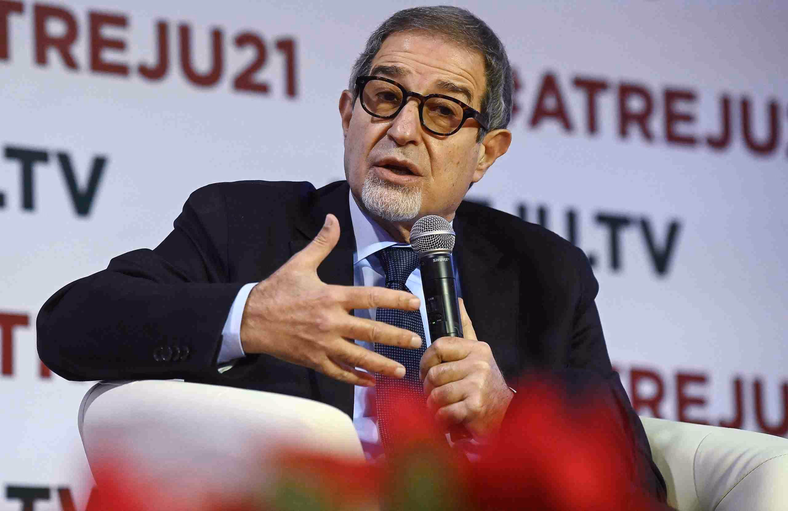 Politica: Musumeci, “non parlo di crisi Giunta ma di momento verifica”