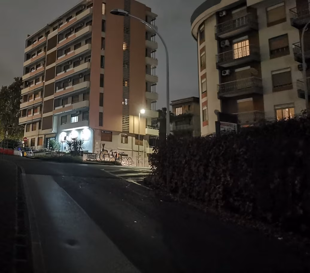 Strade “Borgo-Sanzio”  al buio a Catania