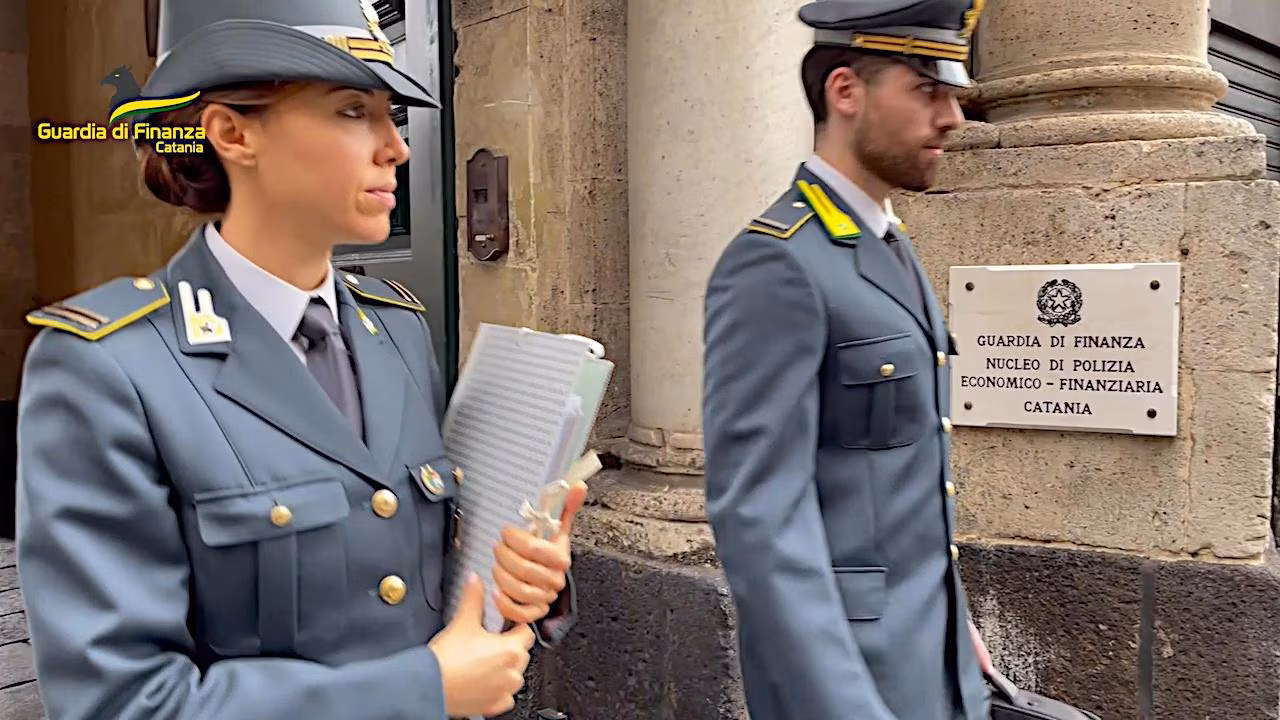 Sanità: operazione vasi comunicanti, eseguiti nove provvedimenti