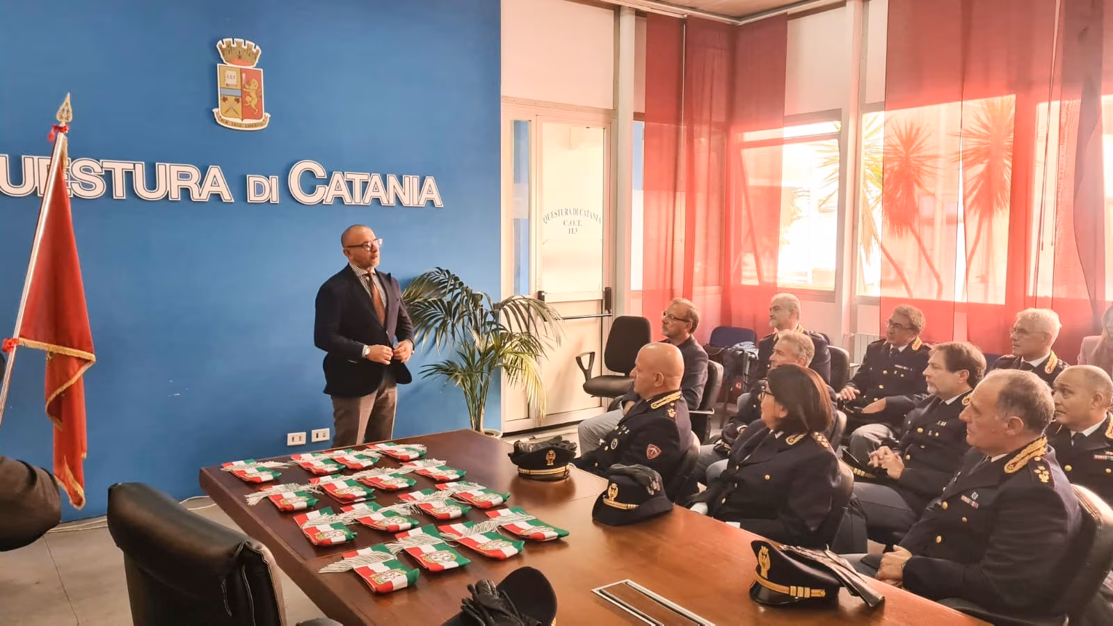 Sciarpa tricolore per 16 neo commissari della Polizia di Stato