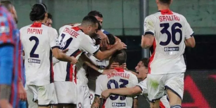 Catania e Crotone si dividono la posta in gioco: parità ai rigori