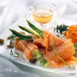 contentassets99a301a92f874129835aefbb4b1ab7a8full_involtini-di-salmone-affumicato-con-asparagi-e-uvetta