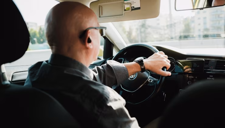 Rinnovo patente (pexels) - IlFogliettone.it