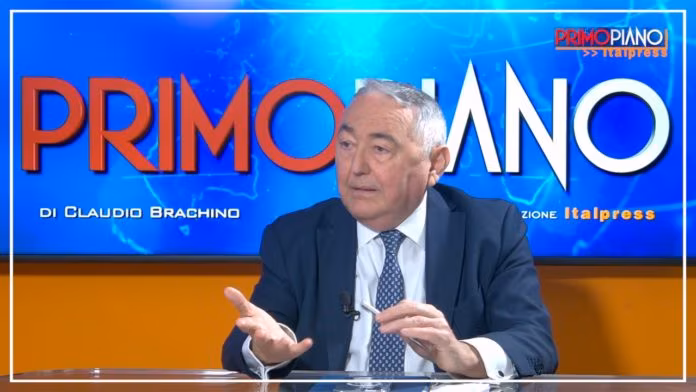 Carelli “Il centro è un arcipelago, va aggregato e federato”
